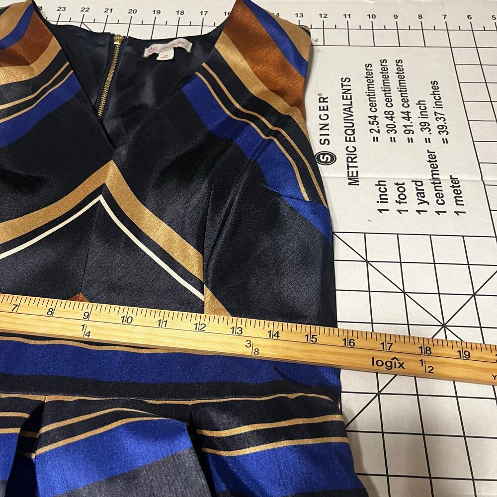 CB Established 1962 Dress Sleeveless Pleats Blue Gold V Neck Pockets Dress S10 - Picture 8 of 10